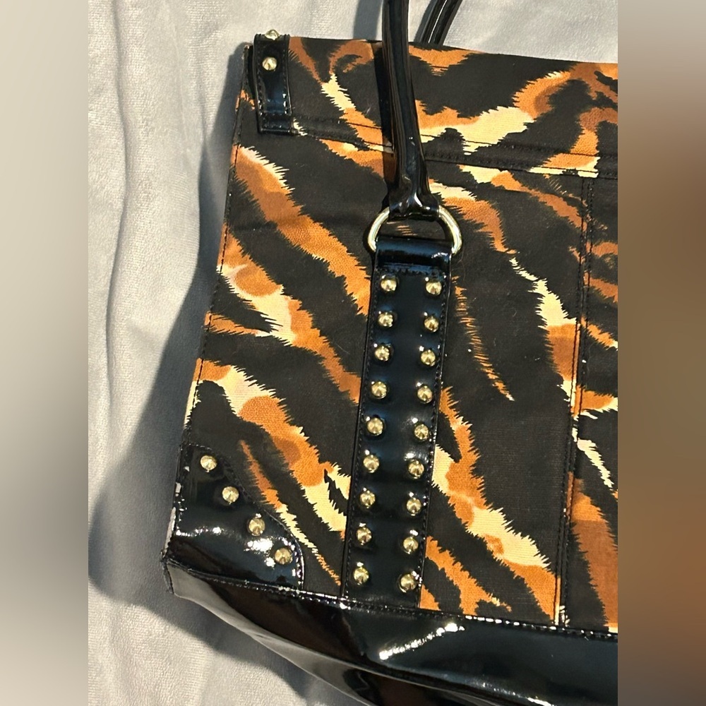 NWT Betseyville by Betsey Johnson Studded Animal Print Y2K Handbag Tote Purse - Picture 5 of 15